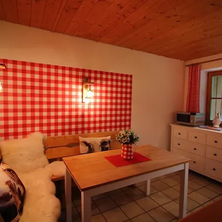 Ferienwohnung-alpenliebe * Mittenwald